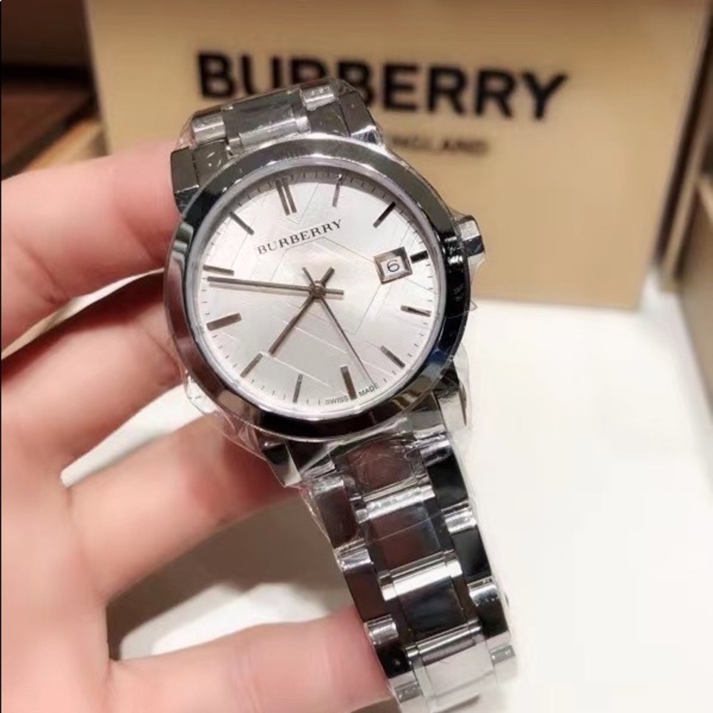 Burberry Bu9100 The City Silver Dial Stainless Steel Ladies Watch 34mm